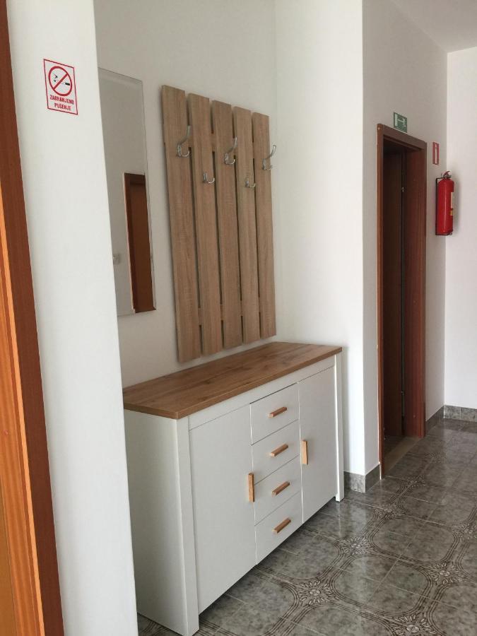 Apartments With A Parking Space Kastel Kambelovac, Kastela - 15480 Kültér fotó